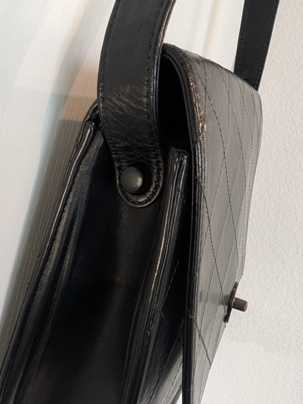 Chanel Vintage Matelassé Kelly Shoulder Bag In Black Quilted Lambskin